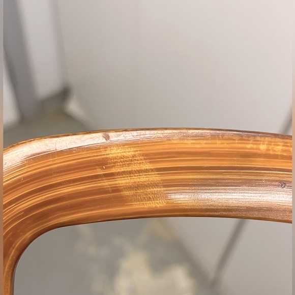 ❌SOLD❌ Vintage Red and Tan Canvas Handbag with Faux Wood Handles - Picture 4 of 9